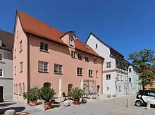 Mühlberg-Ensemble; St.-Mang-Platz 12, 10 und 8