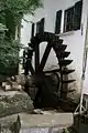 Das Wasserrad der Schrofmühle, heute ein Museum