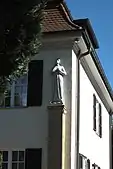 Frauenskulptur