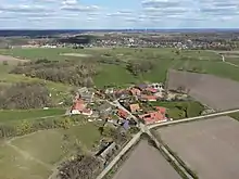 Mützen im April 2021 von Westen
