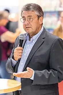 Sigmar Gabriel(15. Dezember 1999 bis4. März 2003)