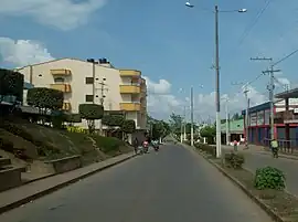Die Avenida de los Estudiantes in Montelíbano
