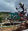 Mountainbiker mit Full-Face-Helm