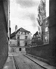 Blick zur Kreuzgangstraße 6