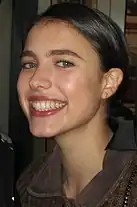 Joe Alwyn und Margaret Qualley sind in den beidenHauptrollen als Daniel und Trish zu sehen