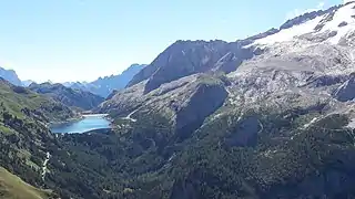 Der Fedaia-Stausee mit Blickrichtung Osten