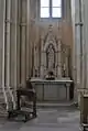 Altar im linken Seitenschiff