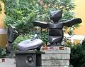 Der Assistent, Der Frosch und Die Schildkröte (1967) vor dem Lenbachhaus in München