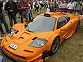 Schrägansicht eines McLaren F1 GTR "Longtail"