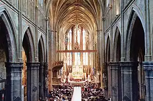 Inneres der Basilika zum Heiligen Sakrament