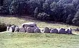 Poskær Stenhus von der Straße nach Agri aus gesehen
