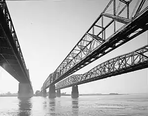 Frisco BridgeMemphis Bridge