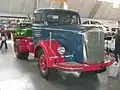 Sattelzugmaschine Mercedes-Benz LS 315 mit Werksfahrerhaus, Baujahr 1955