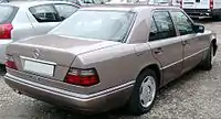 Mercedes-Benz E200 (1993-1996)