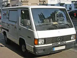 Mercedes-Benz MB 100 (1988–1992)