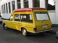 Von Binz zum Krankenwagen umgebauter Mercedes-Benz W115