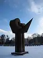 Metallobjekt Gigant von Makoto Miura