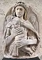 Michelozzo (zugeschrieben), Maria mit Kind, c. 1440, Kalkstein mit Resten der Bemalung, 78×57×2 cm, Louvre (Inv. RF 693), Paris