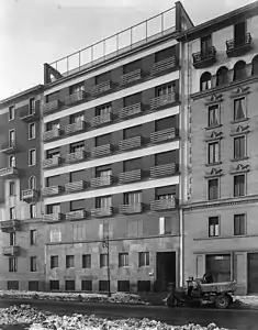 Mailänder Palast mit charakteristischem Design von Piero Portaluppi; Via Largo La Foppa, Mailänder (1934)