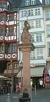Minervabrunnen vor 1944 und 2009