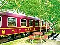 Als Hotelzug umfunktionierter Schlafwagen bei der Erlebnisbahn Ratzeburg in Schmilau