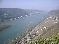 Im Rhein-Main-Gebiet spielen Teil 5 und 6,Teil 5 wurde im Kloster Eberbach gedreht