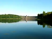 Sperrmauer der Möhnetalsperre