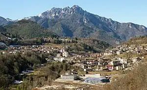 Molina di Ledro und Legos mit dem Monte Corno und Caset im Hintergrund