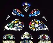 Maßwerk mit Gottvater und Engeln