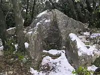 Dolmen von Riens Frontansicht