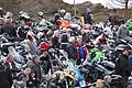 Inmitten der Motorräder