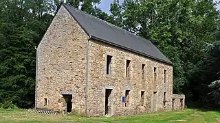 Alte Wassermühle von Kerhré am Trieux