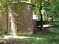 Nordostseite mit Blick in den Wassergraben