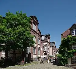 Die ehemalige Mädchen-Bürger­schule Adelhausen, heute Museum für Neue Kunst