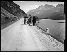 Musikgruppe Fränzli bei Sils, um 1900