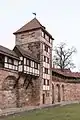 Mauerturm Schwarzes H