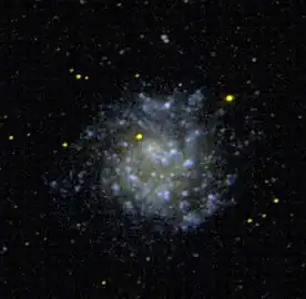 Die Galaxie NGC 5474 im ultravioletten Spektralbereich, aufgenommen von Galaxy Evolution Explorer