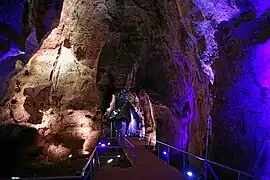 El-Wad-Höhle: audiovisuelle Präsentation