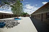 Einzelne Räume der Bethold-Himumiune-GrundschuleBethold Himumiune Primary School