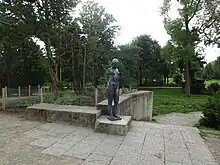 Heinrich-Heine-Denkmalanlage von Ivo Beucker mit Bronzeskulptur Harmonie von Aristide Maillol, 1953