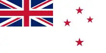 White Ensign Neuseelands, Staatsflagge und -wappen zeigen 4 rote Sterne auf weißem Grund