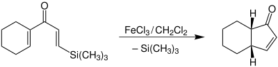 Nazarov-Cyclisierung mit Trimethylsilyl-substituierten Carbonylverbindungen