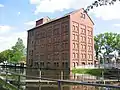 Altes Speichergebäude nahe der Wassermühle