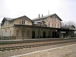 Empfangsgebäude, Gleisseite (2007)