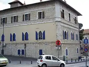 Rechov Angelo Levi-Bianchini von links Ecke Rechov Hillel mit Haus Nr.&nbsp;25, rechts angeschnitten Haus Nr.&nbsp;27, 2007