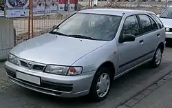Nissan Almera Fünftürer (1995–1998)