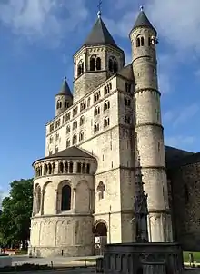 Stiftskirche St. Gertrud in Nivelles mit Westapsis, 12. Jahrhundert