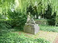 „Die Sitzende“ zur Reichsausstellung Schaffendes Volk im Nordpark Düsseldorf