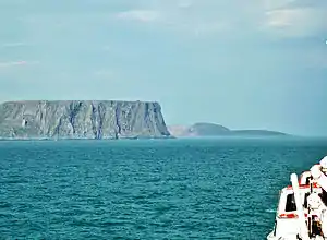 Blick auf das Nordkapplateau, im Hintergrund Knivskjellodden