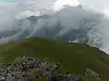 Blick vom Gipfel zum Nordostgrat des Beinn Fhionnlaidh